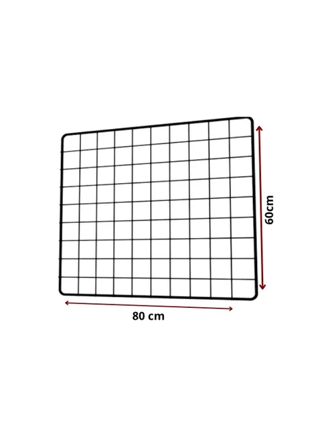 Tela aramada preta, 80 cm de largura por 60 cm de altura, malha quadrada de 5 cm, com cotas de medida
